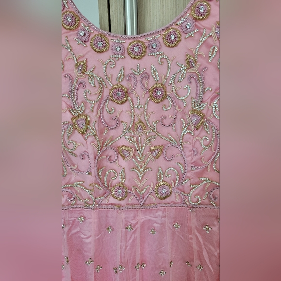 Heavy Embroidery Pink Punjabi Suit - Picture 4 of 8